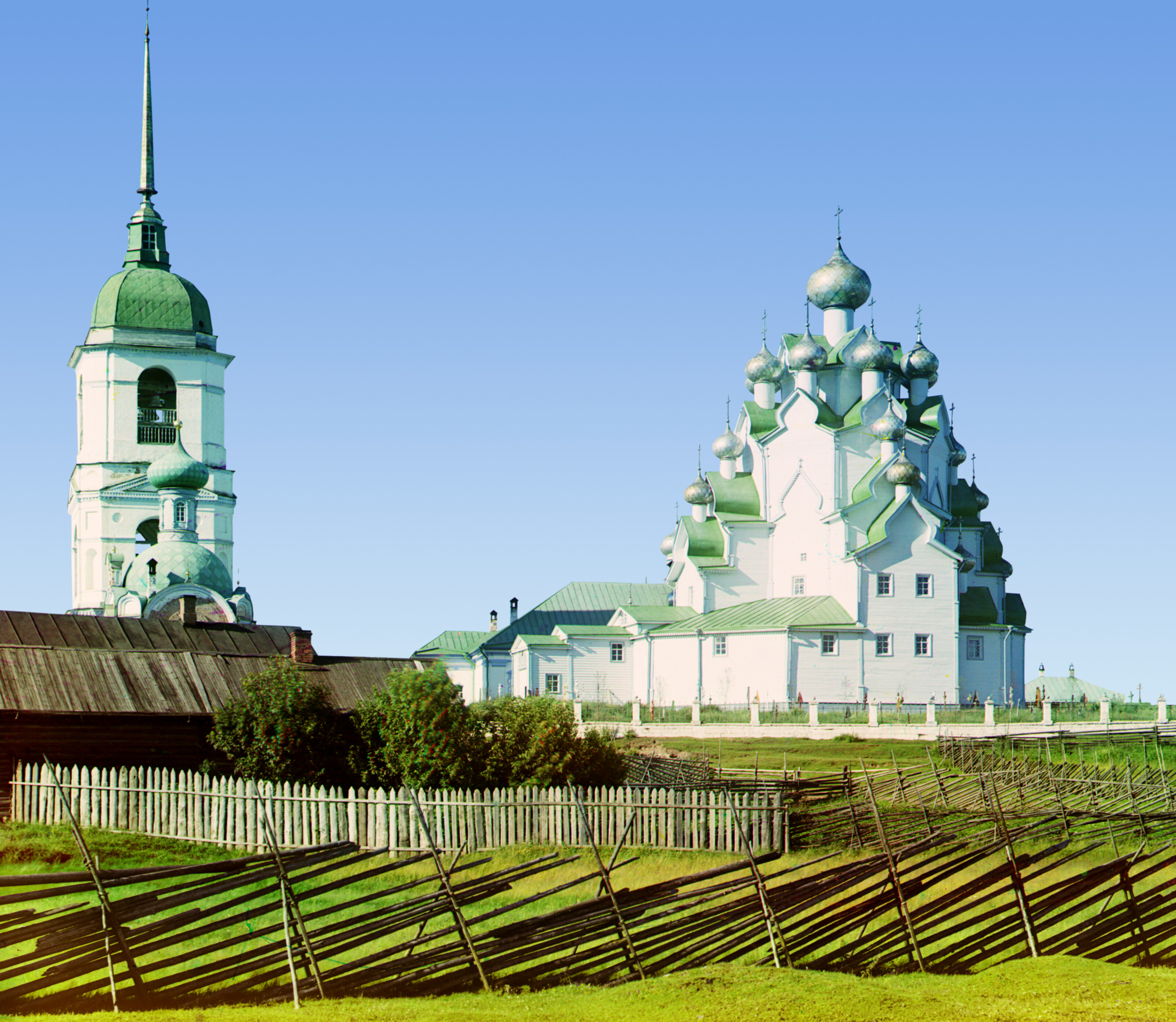 Храм Спаса и Покрова Божией Матери. Вытегорское кладбище. Российская империя, 1909, фотограф Сергей Прокудин-Горский