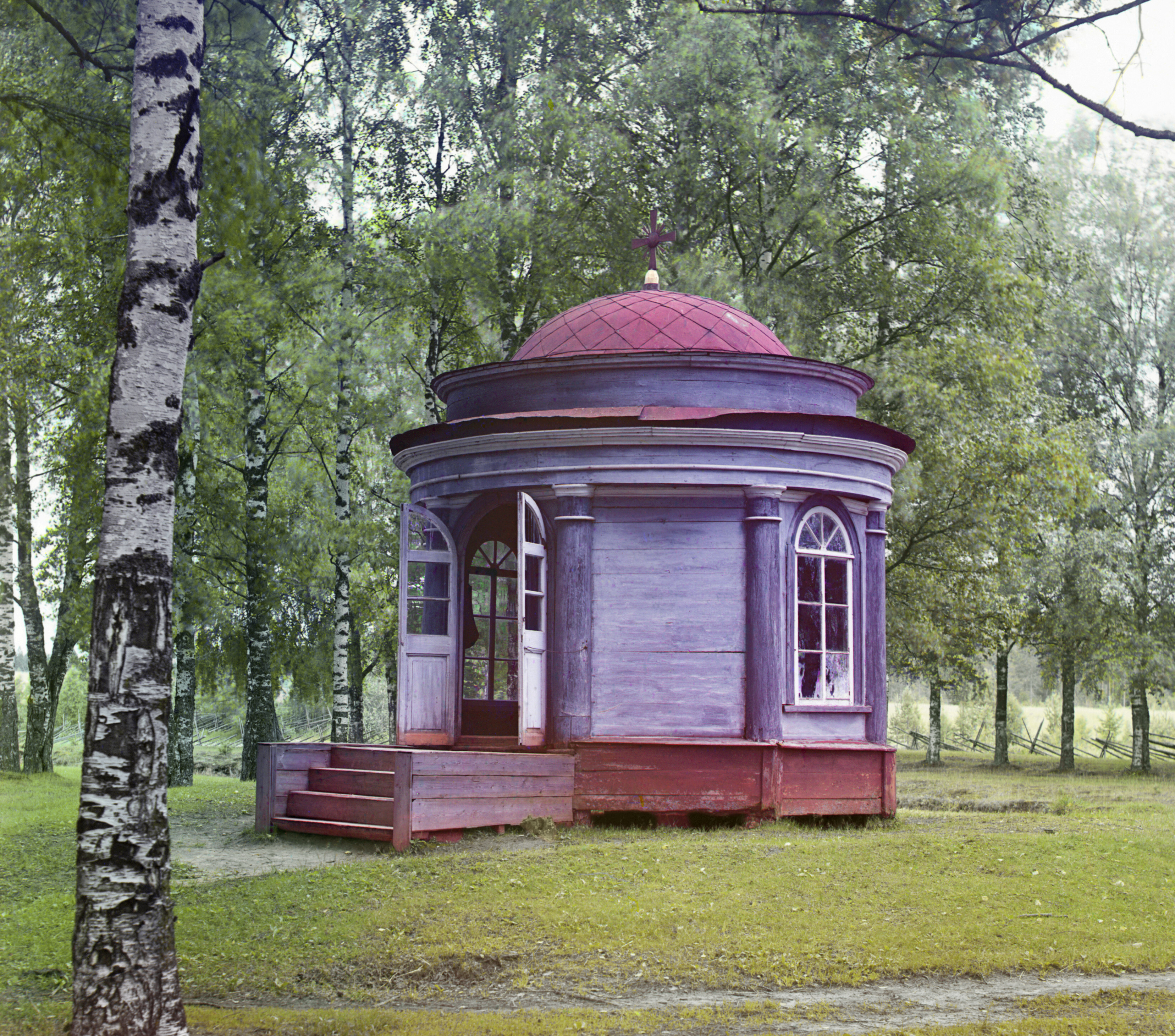 Часовня императора Петра Великого, близ села Петровское. Российская империя, 1909, фотограф Сергей Прокудин-Горский