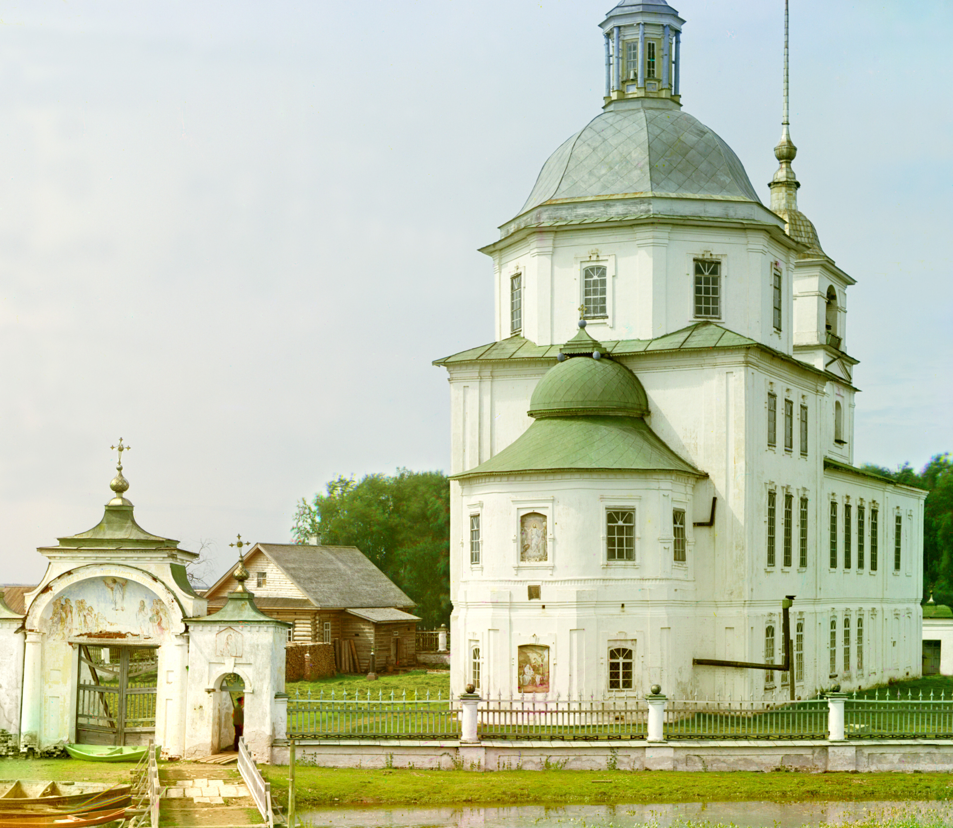 Церковь Рождества Христова в Крохино. Российская империя, 1909, фотограф Сергей Прокудин-Горский
