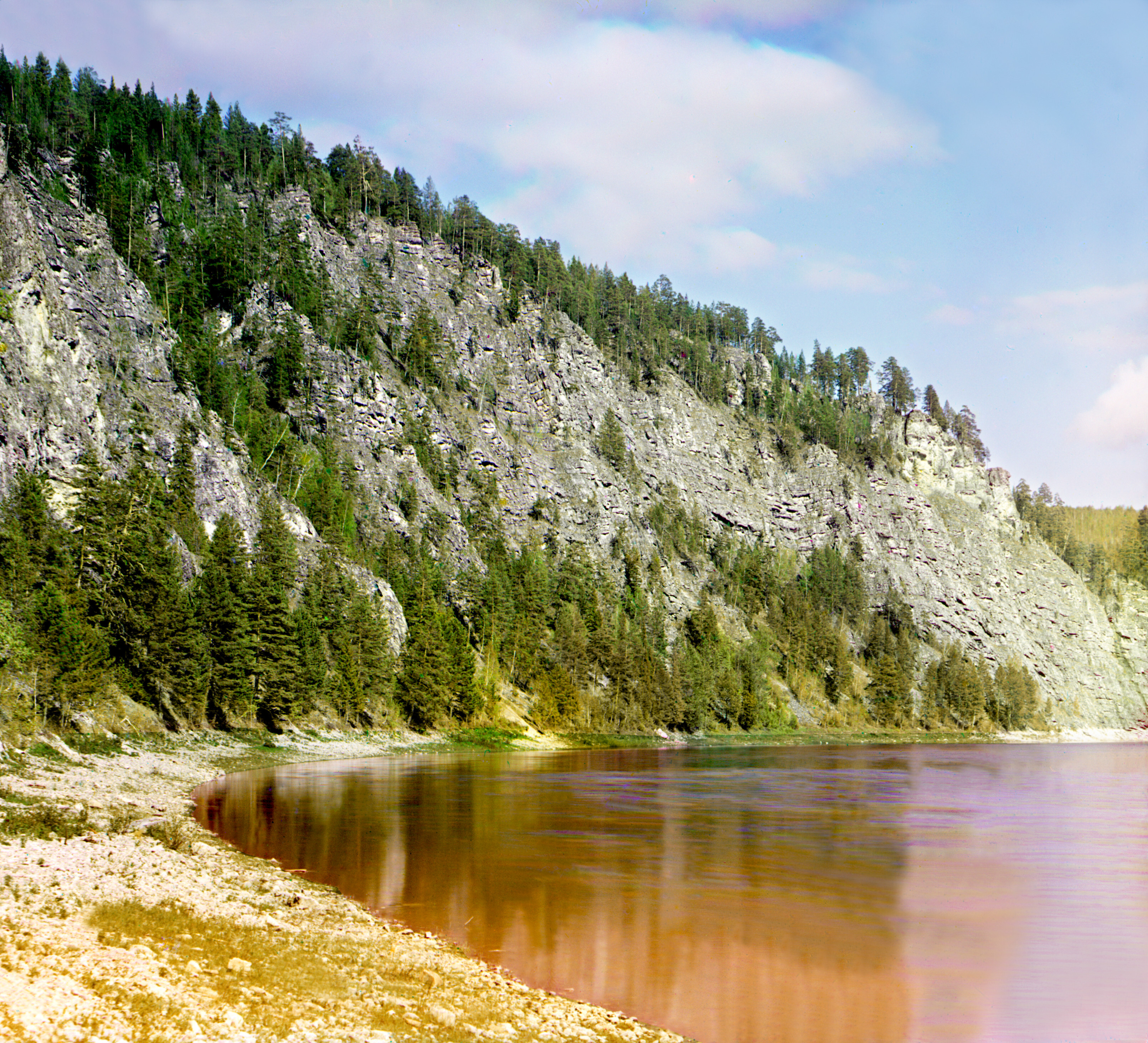 Высокий Рок. Река Чусовая, 1912 г., фотограф Сергей Прокудин-Горский