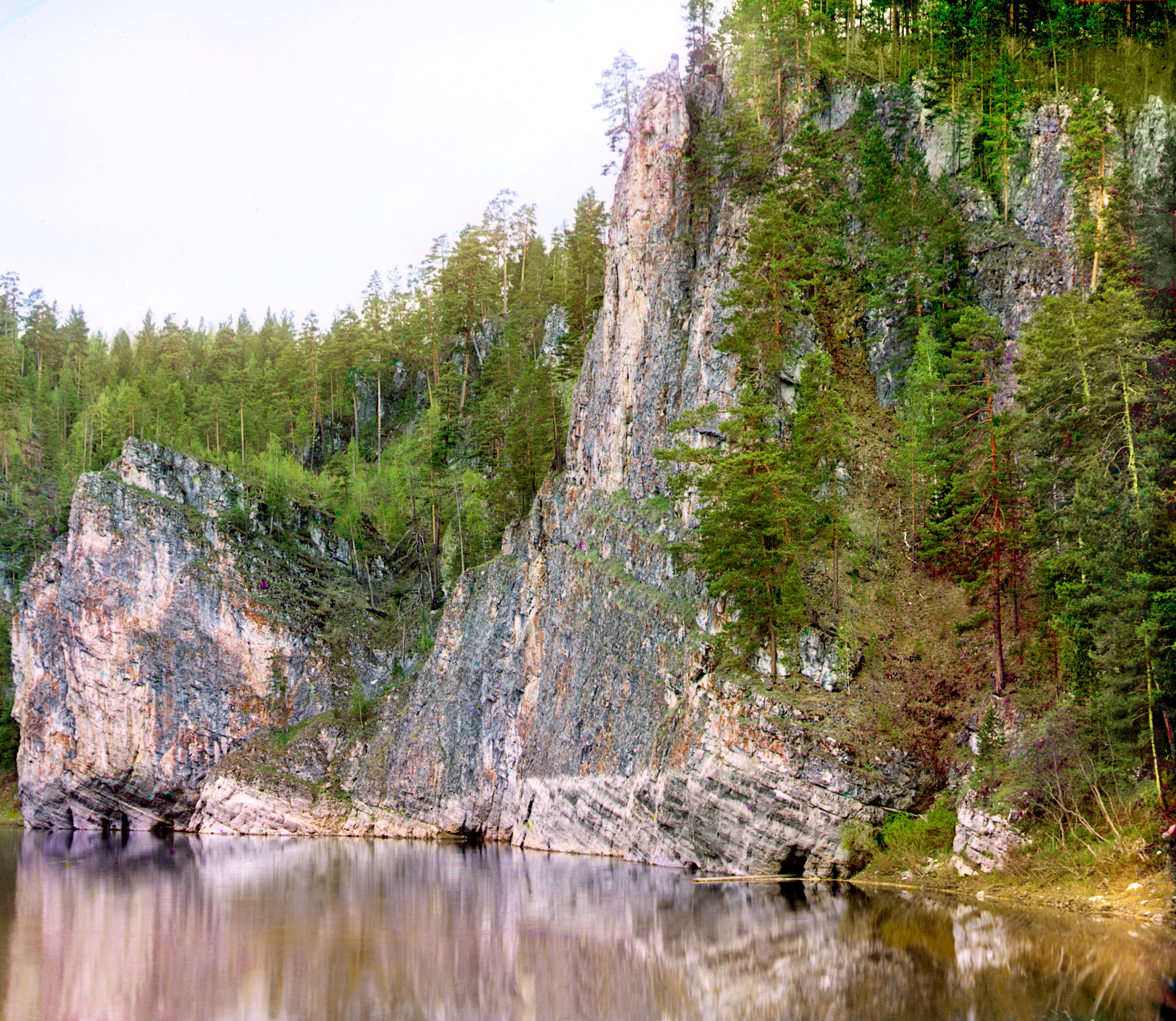 Омутной скалы. Река Чусовая, 1912 г., фотограф Сергей Прокудин-Горский