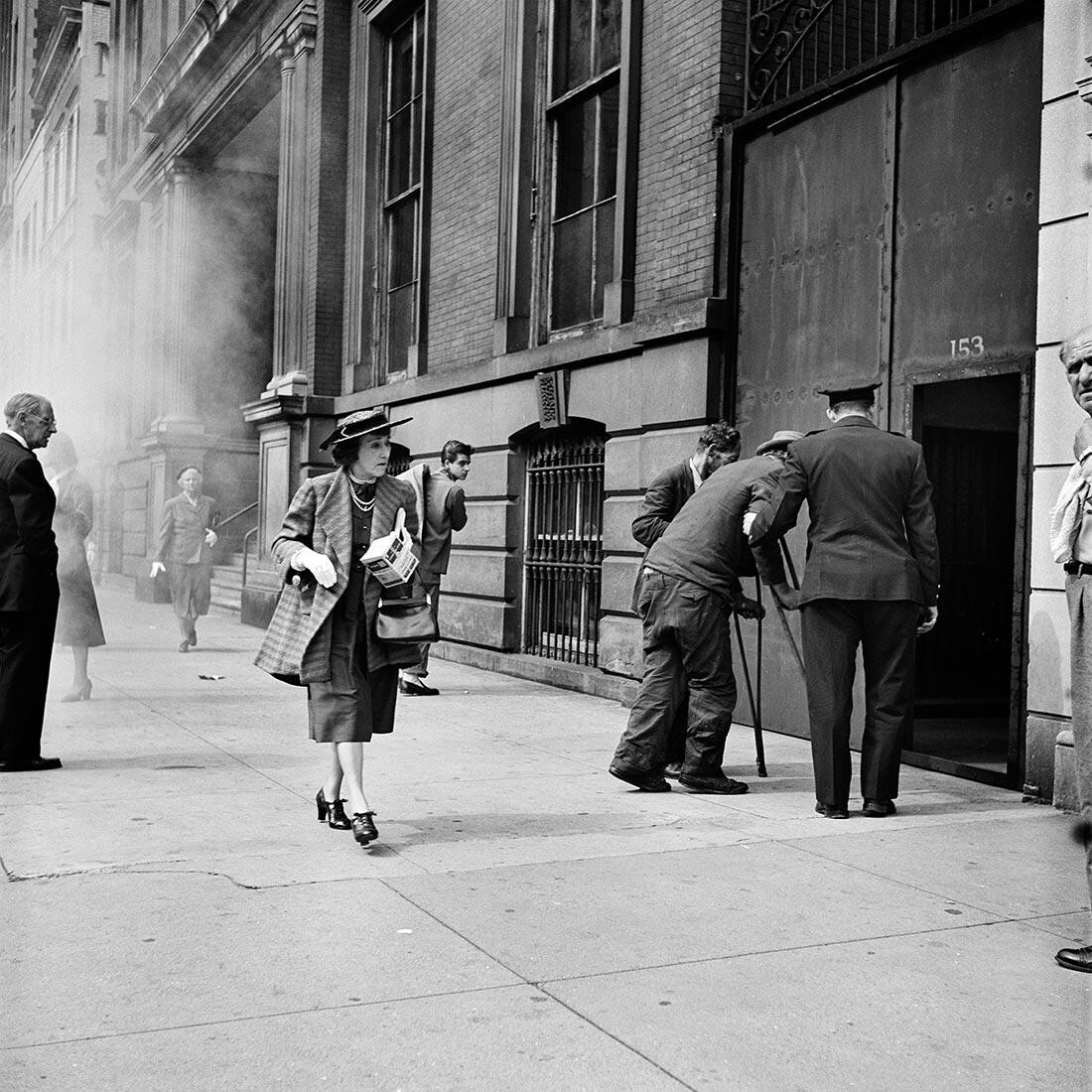 Осень 1953 года, Нью-Йорк, штат Нью-Йорк. Фотограф Вивиан Майер