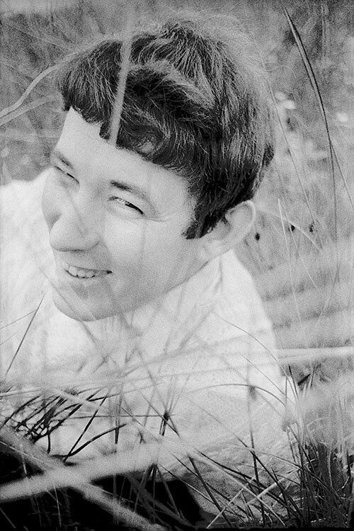 Ирландский поэт, драматург и переводчик Симус Хини, июль 1965 года. Фотограф Норман Паркинсон