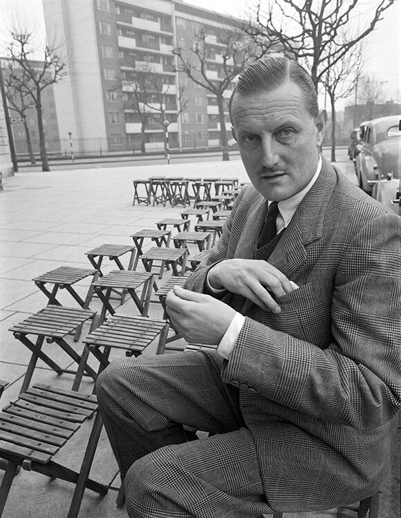 Театральный режиссер Тайрон Гатри для Vogue в 1951 году. Фотограф Норман Паркинсон