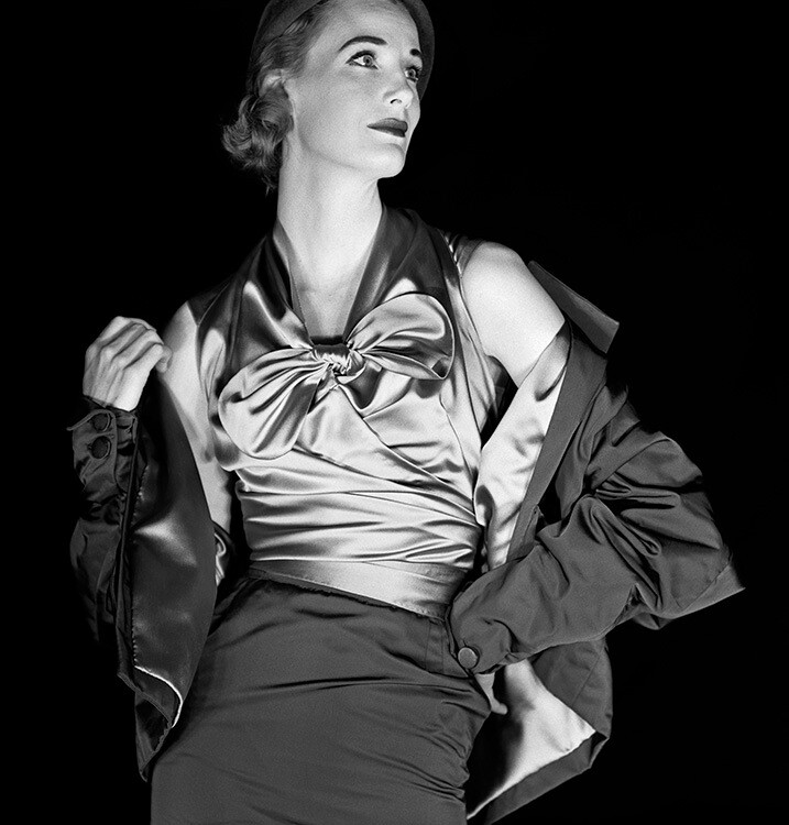 Венда Паркинсон в Dior, 1952 год. Фотограф Норман Паркинсон