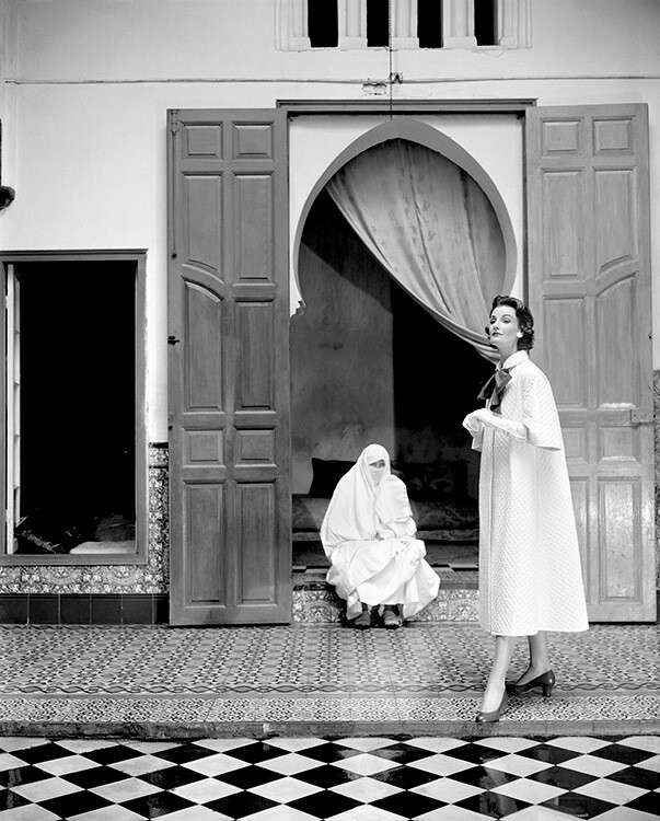 Венда Паркинсон в Андалусии, Испания, для Vogue, март 1954 года. Фотограф Норман Паркинсон