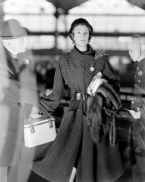 Венда Паркинсон для Vogue, 1950 год. Фотограф Норман Паркинсон