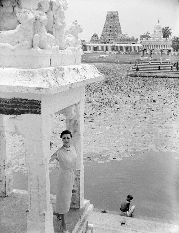 Ирландка Энн Ганнинг в Индии для Vogue, ноябрь 1956 года. Фотограф Норман Паркинсон