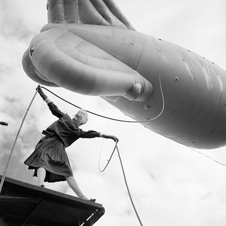 На станции Королевских ВВС в Бедфордшире, 1960 год. Фотограф Норман Паркинсон