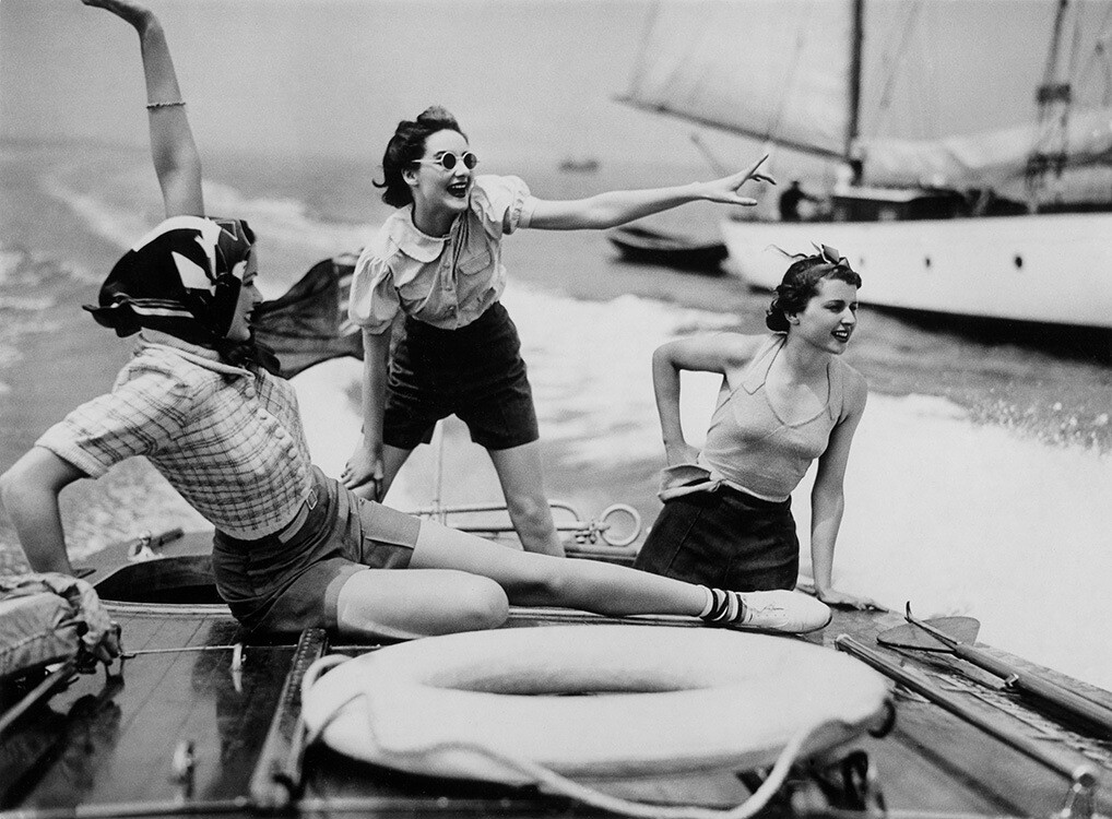 Harpers Bazaar у побережья Дубровника, август 1937 года. Фотограф Норман Паркинсон