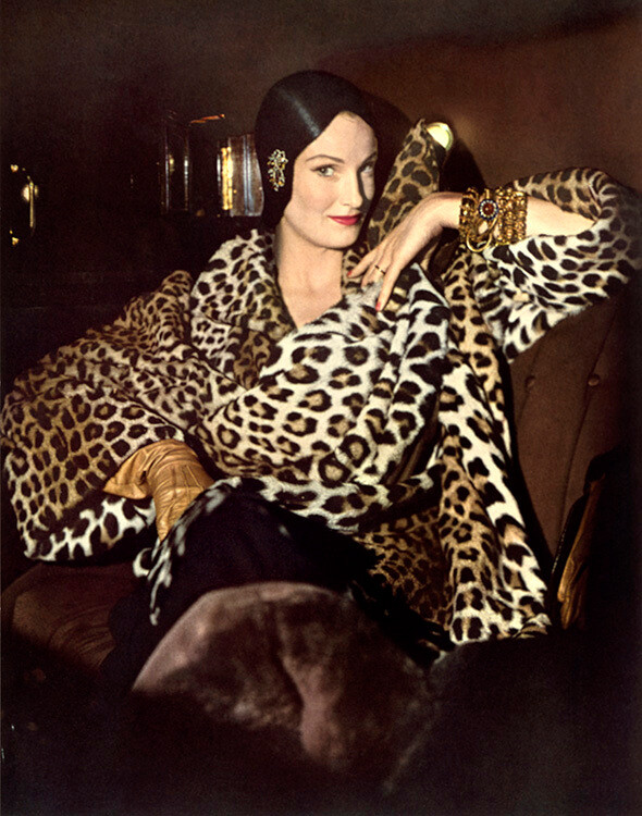 Венда Паркинсон в леопардовом пальто для Vogue, 1949 год. Фотограф Норман Паркинсон