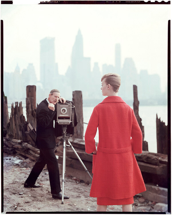Фотографирую Нену фон Шлебрюгге, Нью-Йорк, США. Эта фотография была обложкой журнала Queen от 16 февраля 1960 года. Фотограф Норман Паркинсон