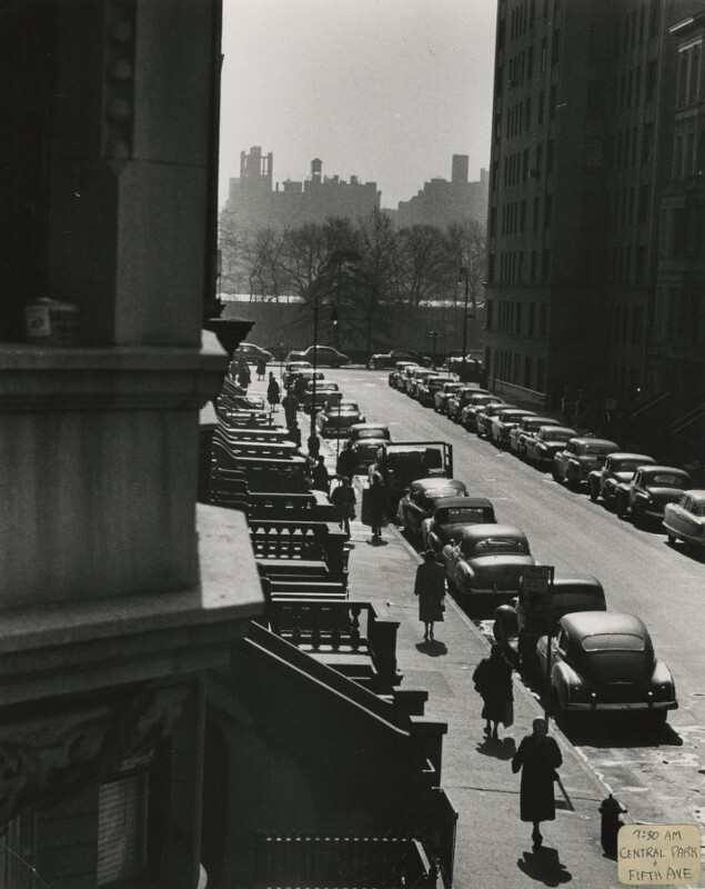 Вид сверху, Автомобили на солнце, Нью-Йорк, 1948 год. Фотограф Рут Оркин