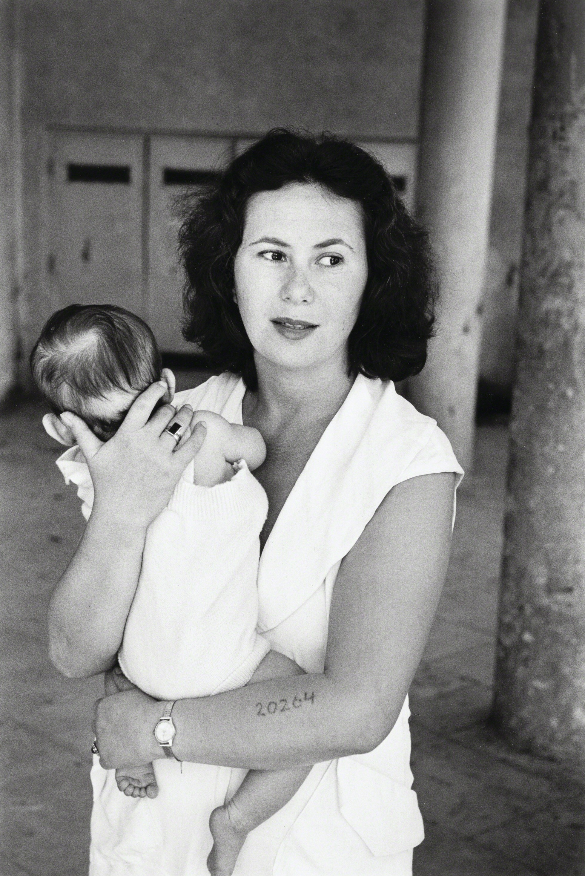 Лия Мильстейн и сын, Израиль, 1951 год. Фотограф Рут Оркин