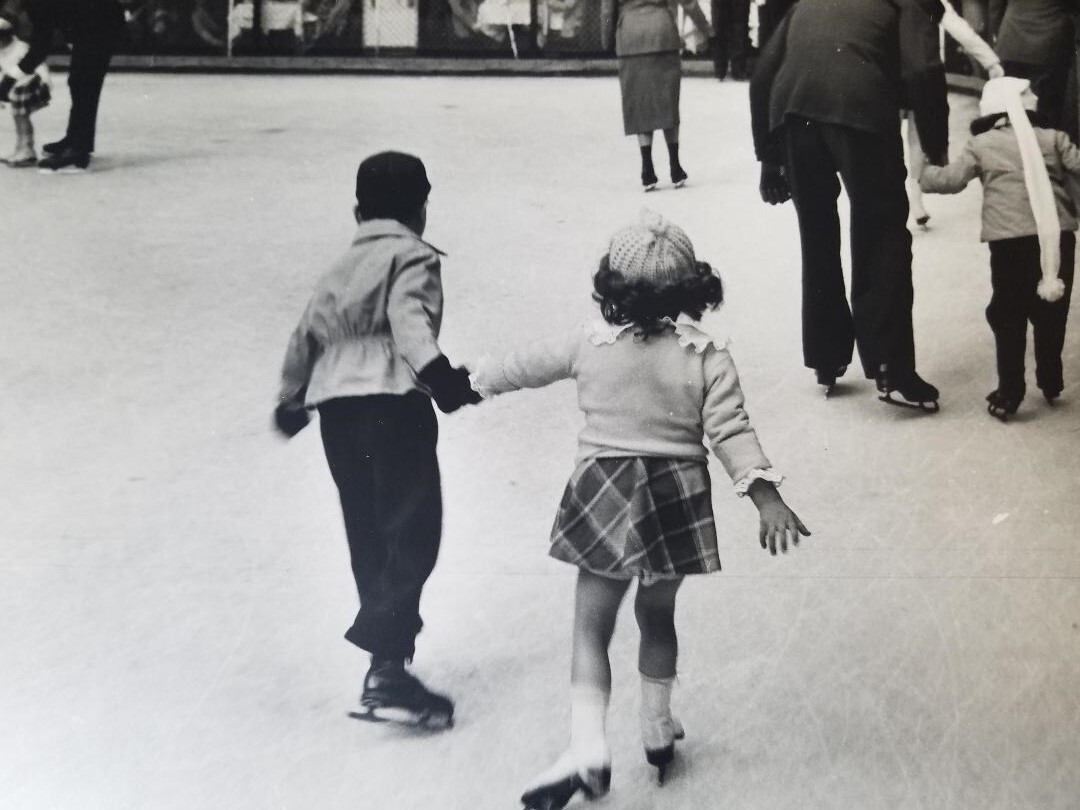 Катание на коньках в Рокфеллер-центре, Нью-Йорк, 1947 год. Фотограф Рут Оркин