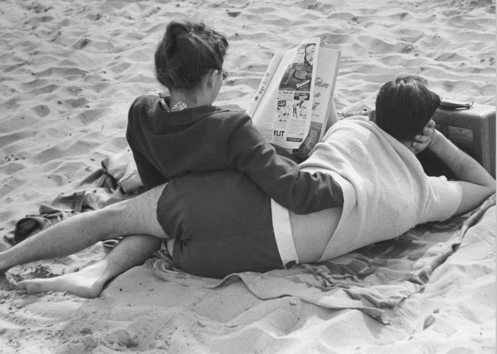 Пара на пляже, Кони-Айленд, Нью-Йорк, 1947. Фотограф Рут Оркин