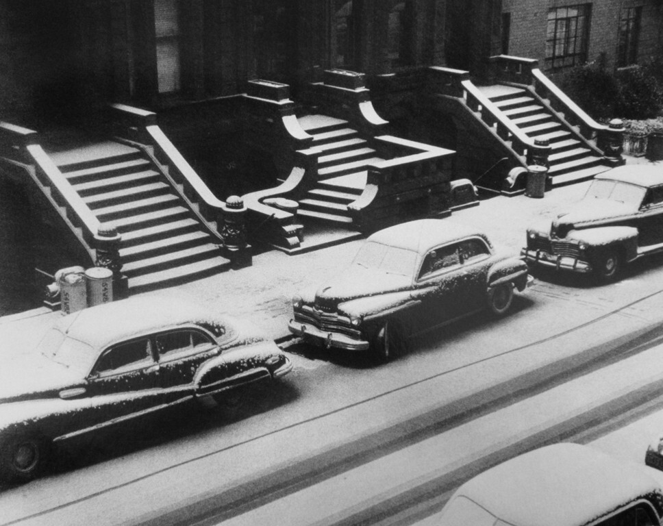 Уайт Ступс, Западная 88-я улица, Нью-Йорк, 1952 год. Фотограф Рут Оркин