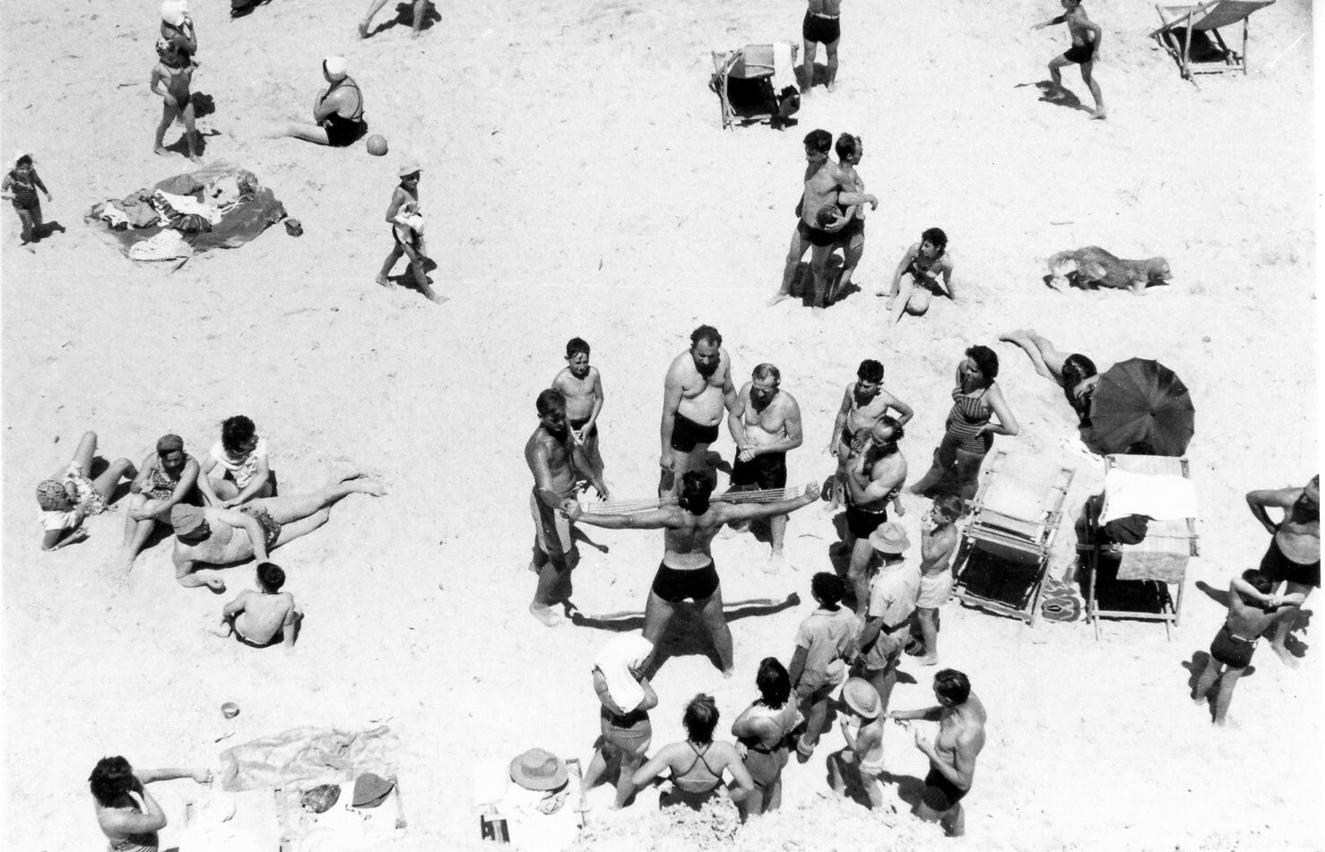 Аэрофотоснимок пляжа, 1951 год. Фотограф Рут Оркин