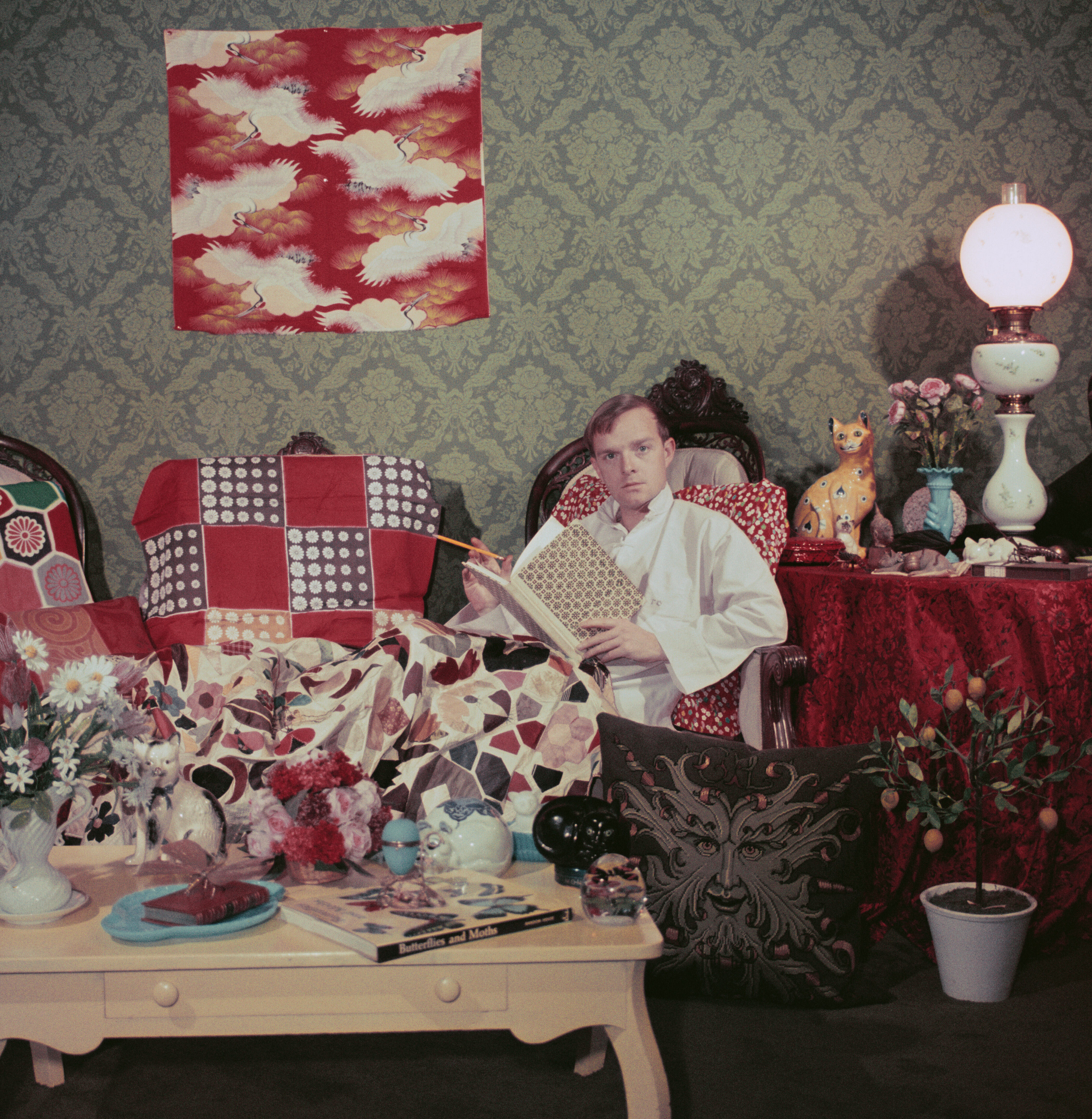 Капоте дома, 1958 год. Фотограф Слим Ааронс
