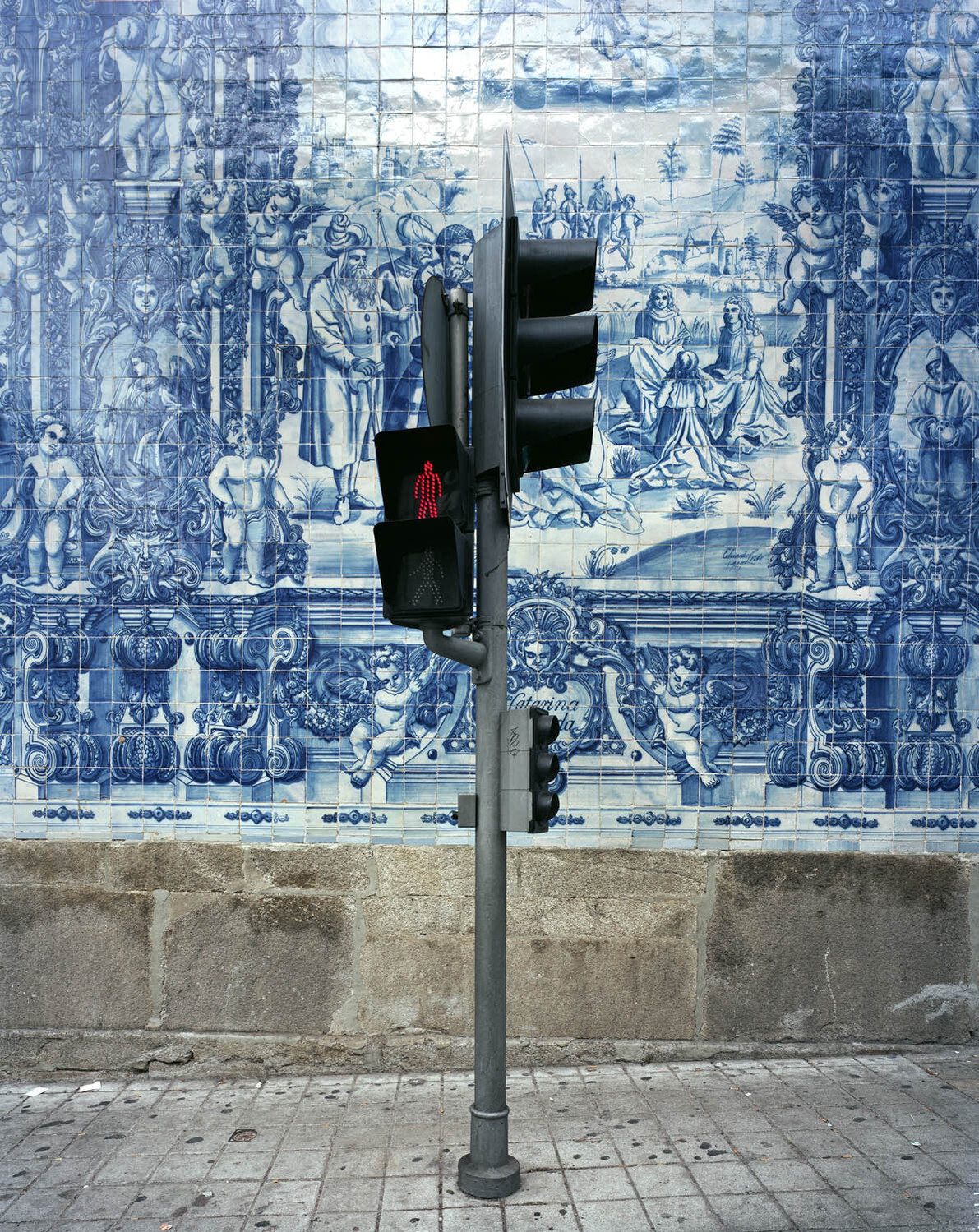 Светофор, Лиссабон. Фотограф Майкл Истмен