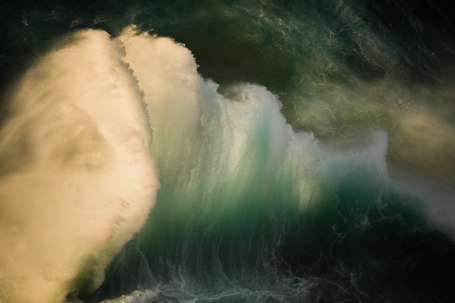 Океанские волны в фотопроекте «Водоворот». Автор Люк Шэдболт  (7)