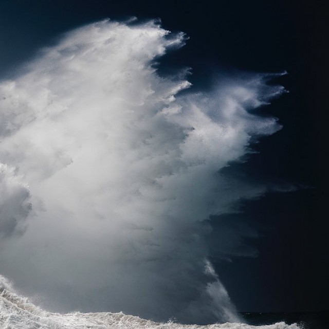 Океанские волны в фотопроекте «Водоворот». Автор Люк Шэдболт  (13)