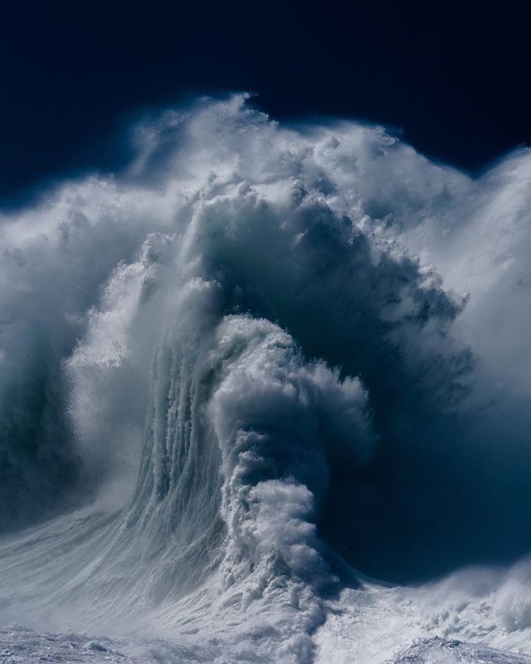 Океанские волны в фотопроекте Водоворот. Автор Люк Шэдболт  (15)