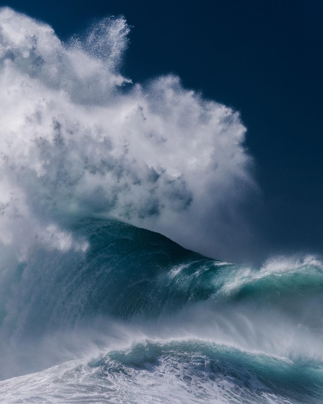 Океанские волны в фотопроекте Водоворот. Автор Люк Шэдболт  (16)