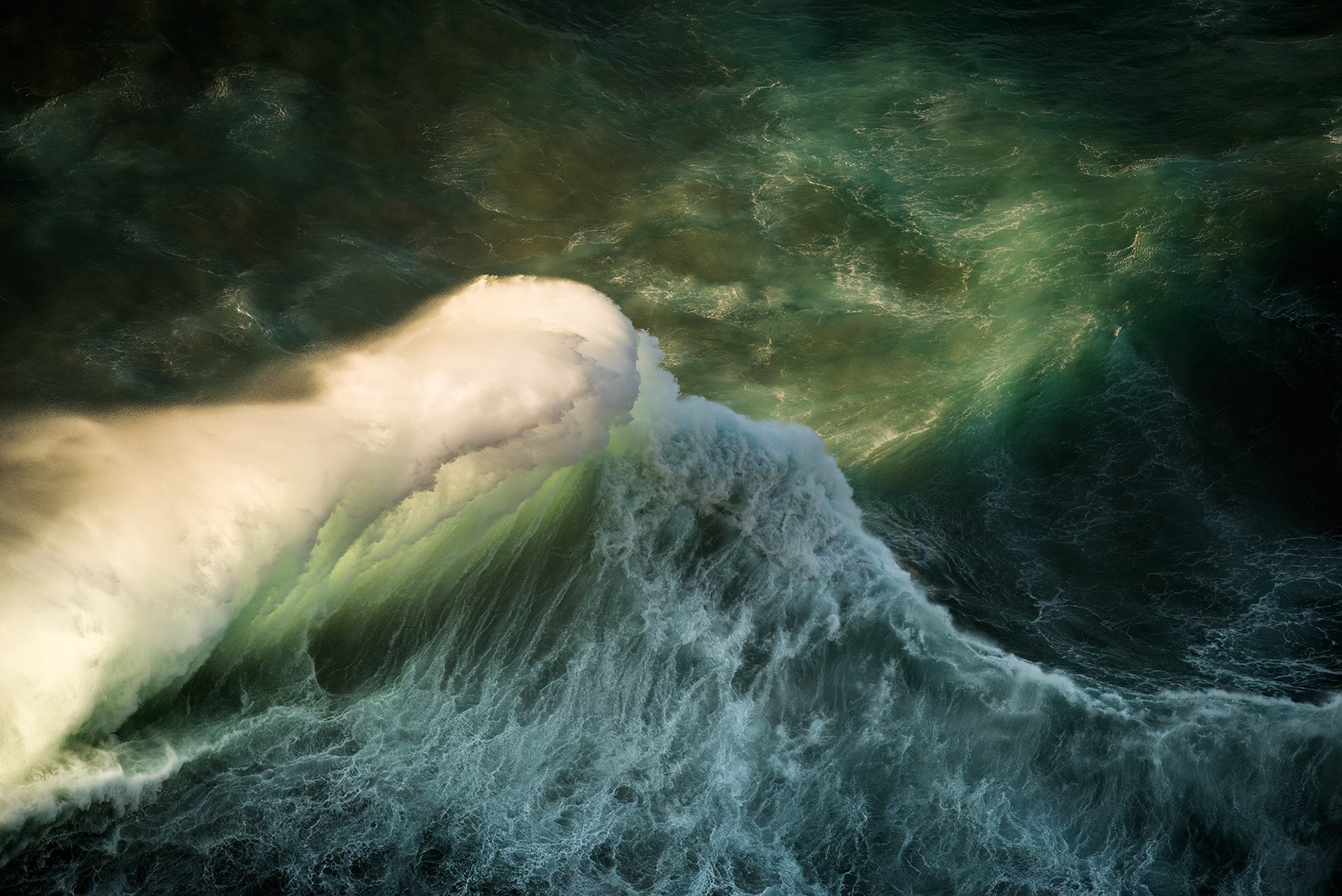 Океанские волны в фотопроекте «Водоворот». Автор Люк Шэдболт  (5)