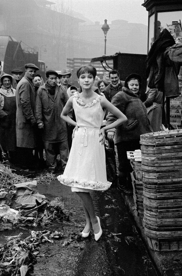 Париж, журнал Jours de France, Анна Карина, 1959 год. Фотограф Франк Хорват