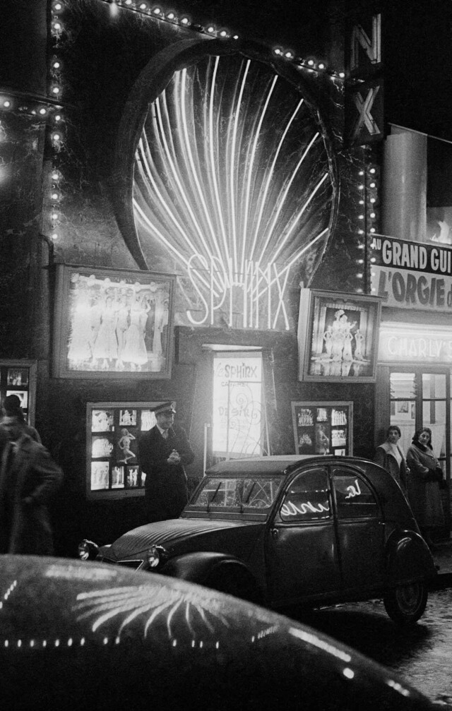 Париж, Ле Сфинкс, 1956 год. Фотограф Франк Хорват
