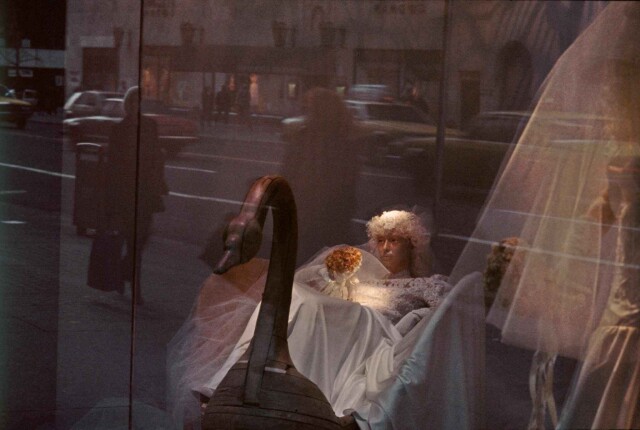 1986, Нью-Йорк, витрина в центре города. Фотограф Франк Хорват