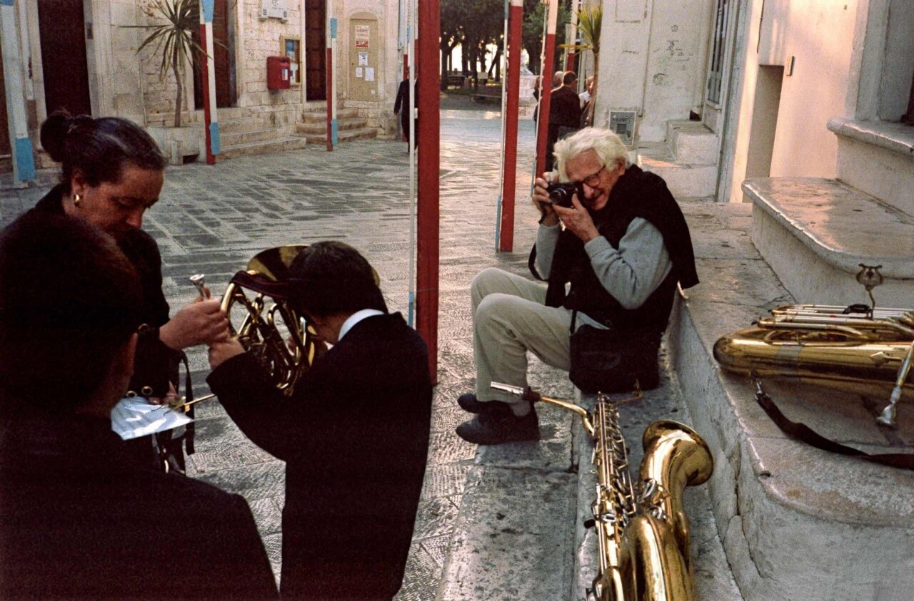 Проект «Ежедневный отчет», Локоротондо, Италия, Марк Рибу, фотограф, октябрь, 1999 год. Фотограф Франк Хорват