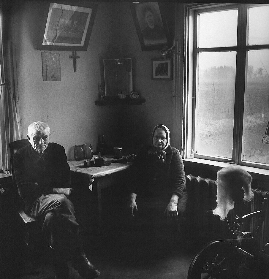 Мои бабушка и дедушка, Клуонишкес, 1969 год, фотограф Антанас Суткус