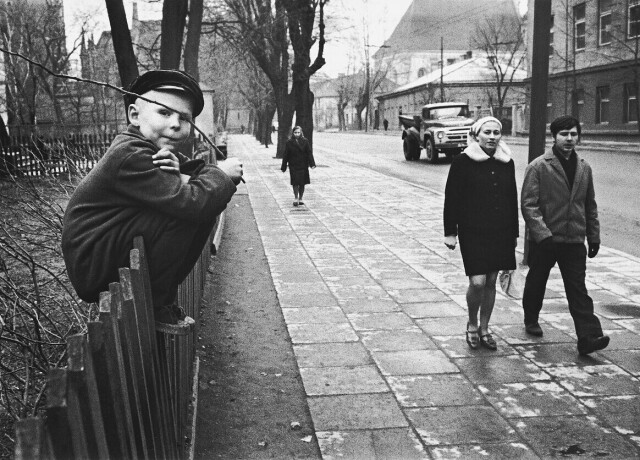 Вильнюс, Мальчик на улице Правды, 1962 год, фотограф Антанас Суткус