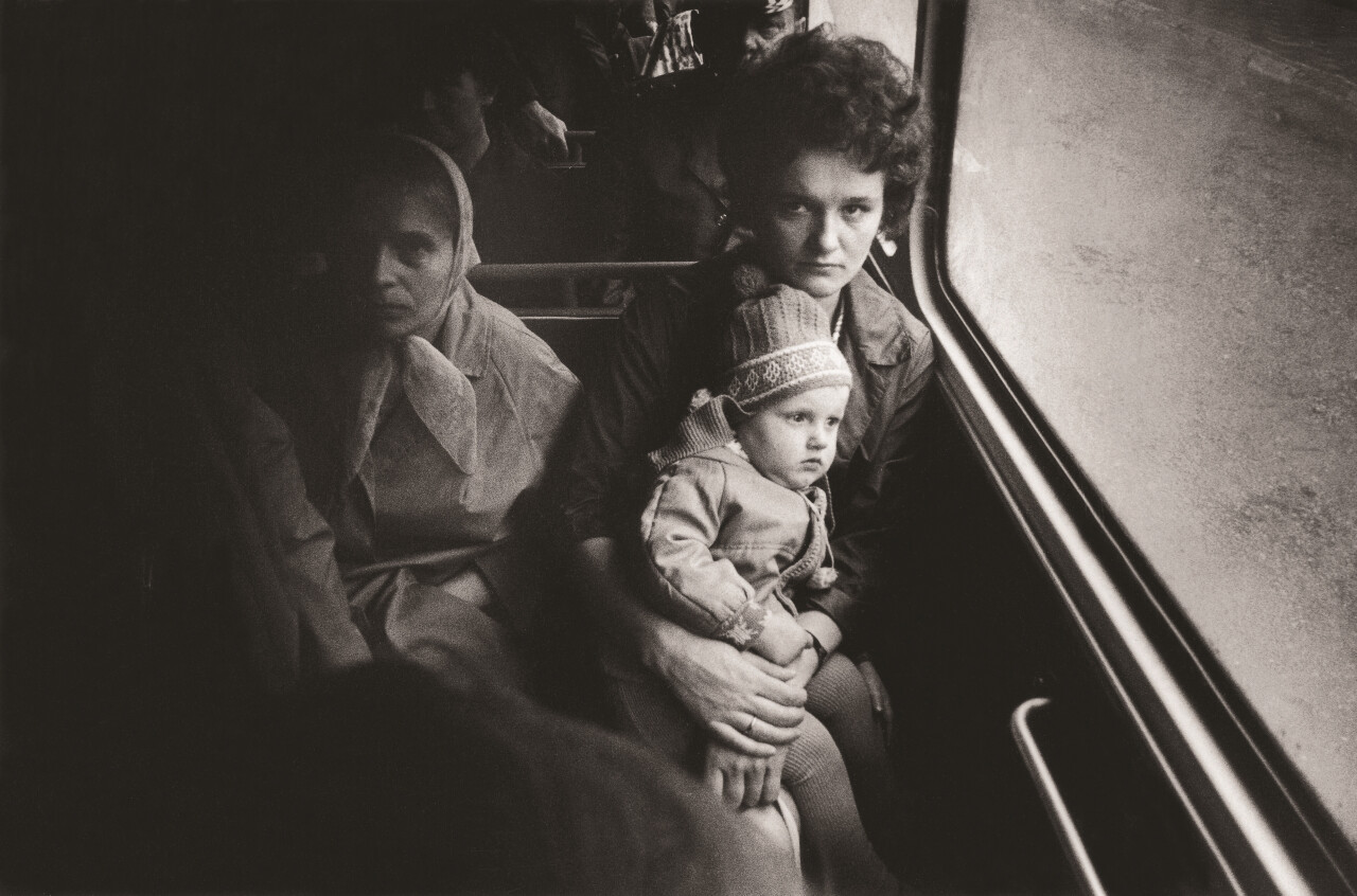 В автобусе, 1970 год, фотограф Антанас Суткус