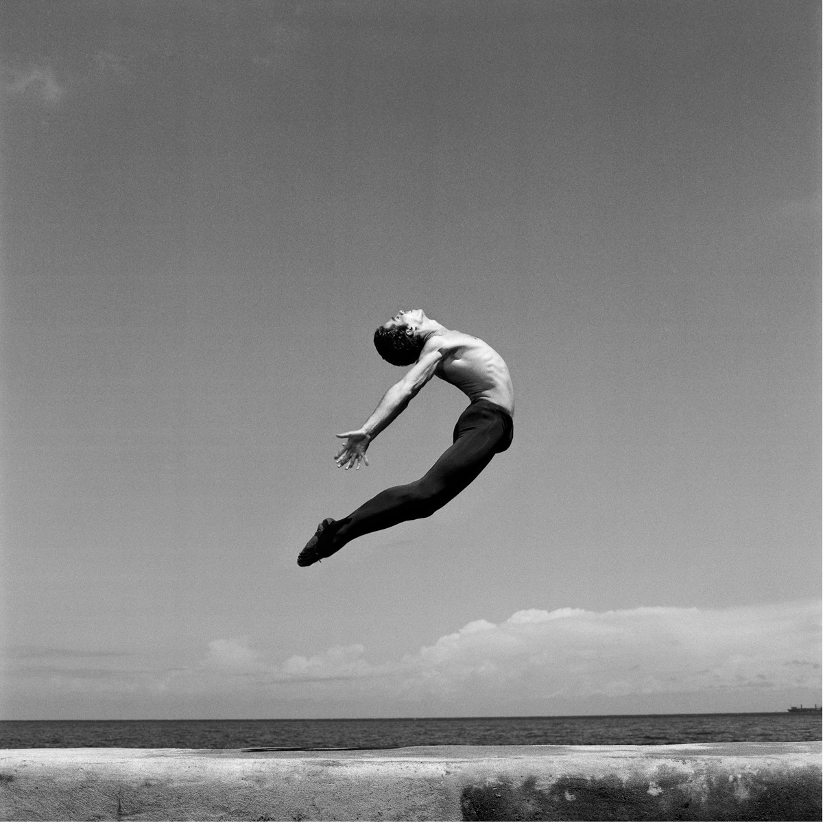 Из фотопроекта Национальный балет Кубы, 2001. Автор Изабель Муньос (4)