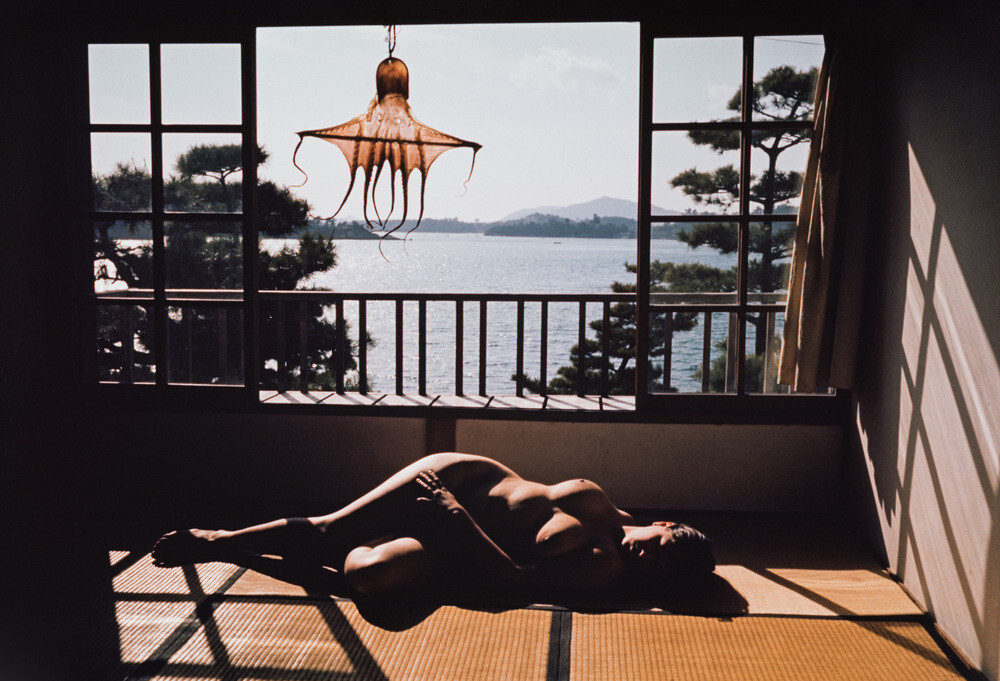 Во внутреннем море, Япония (1960), фотограф Эд ван дер Элскен