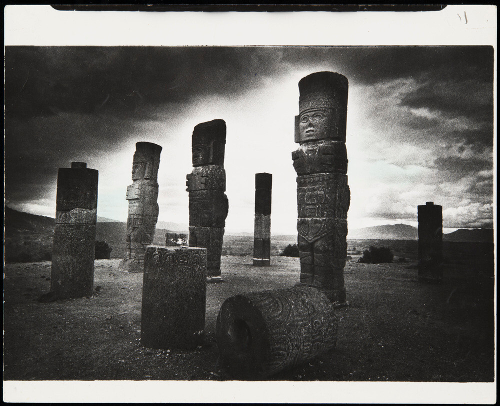 Храм Толткена, Мексика (1959–1960), фотограф Эд ван дер Элскен