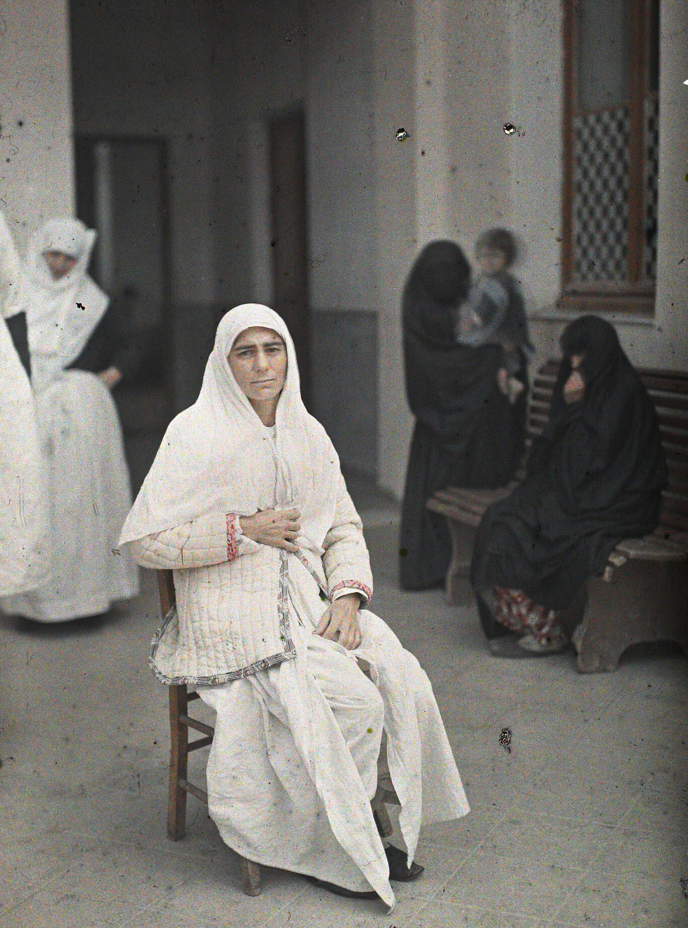 Салоники, Греция. Мусульманка, 1913 год, автор Огюст Леон (автохром)