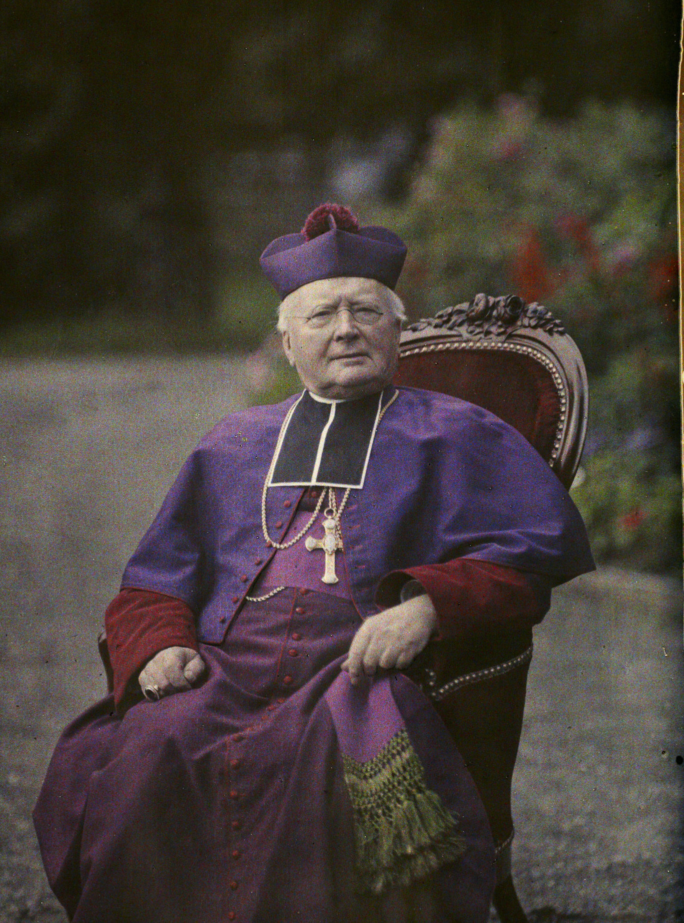 Лурд, Верхние Пиренеи, Франция, 1921 год, автор Фернан Кювилль (4) (автохром)