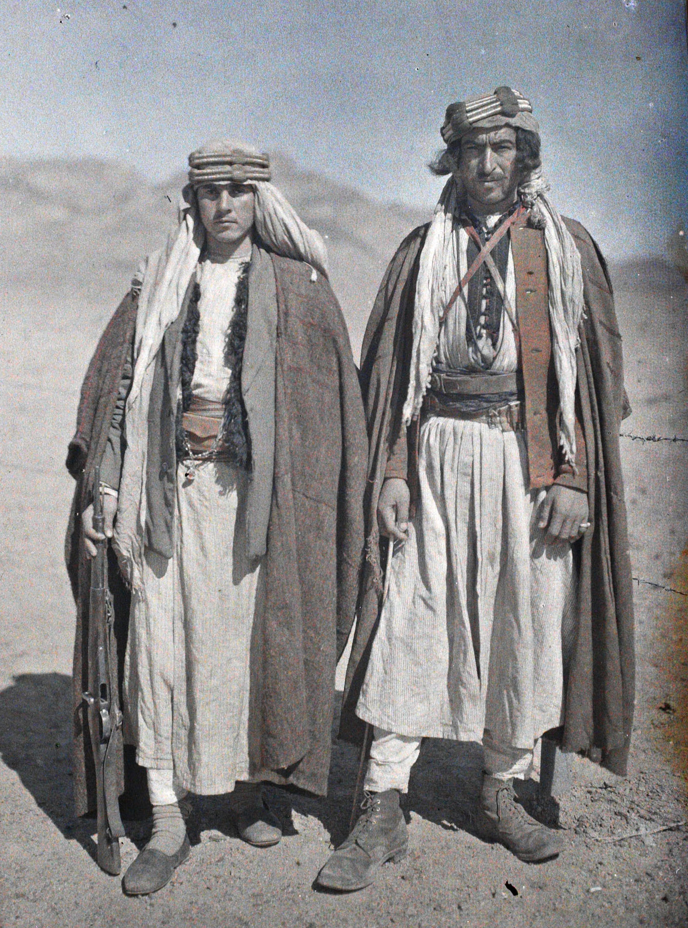 Кувейра, Аравия (Иордания). вожди друзов, 1918 год, автор Пол Кастельно (автохром)