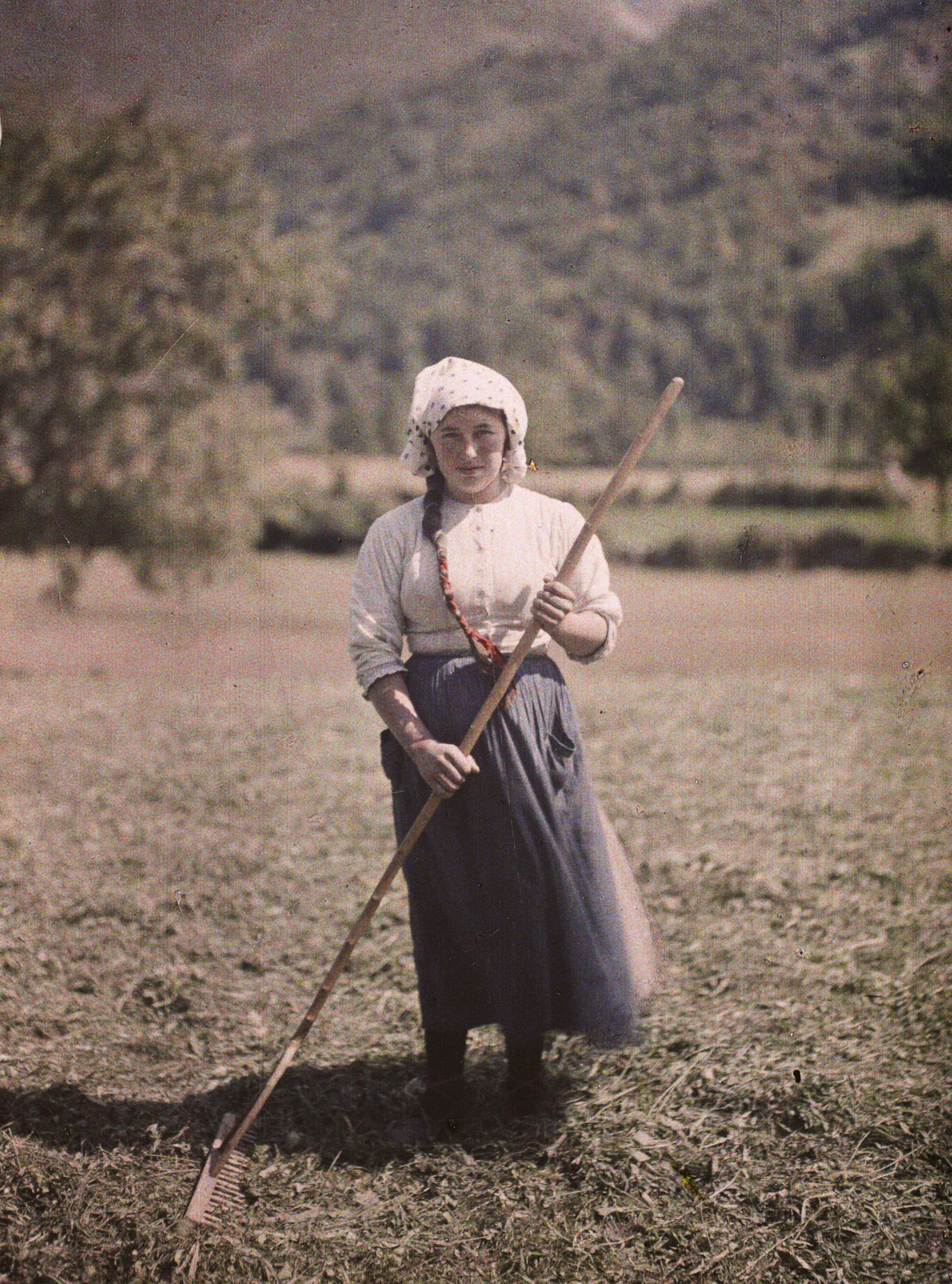 Долина Оссо, Нижние Пиренеи, Франция, 1920 год, автор Фернан Кювилль (автохром)