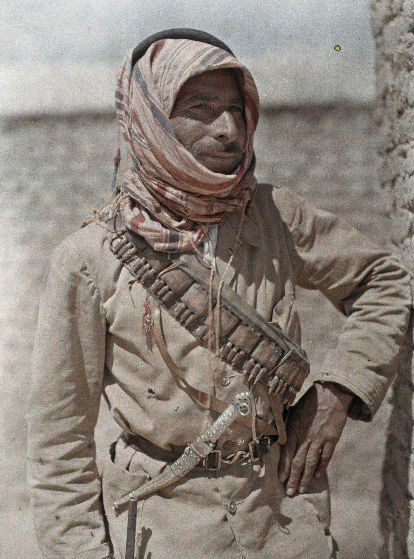 Акаба, Аравия (Иордания), капитан Пизани, 1918 год, автор Пол Кастельно (автохром)