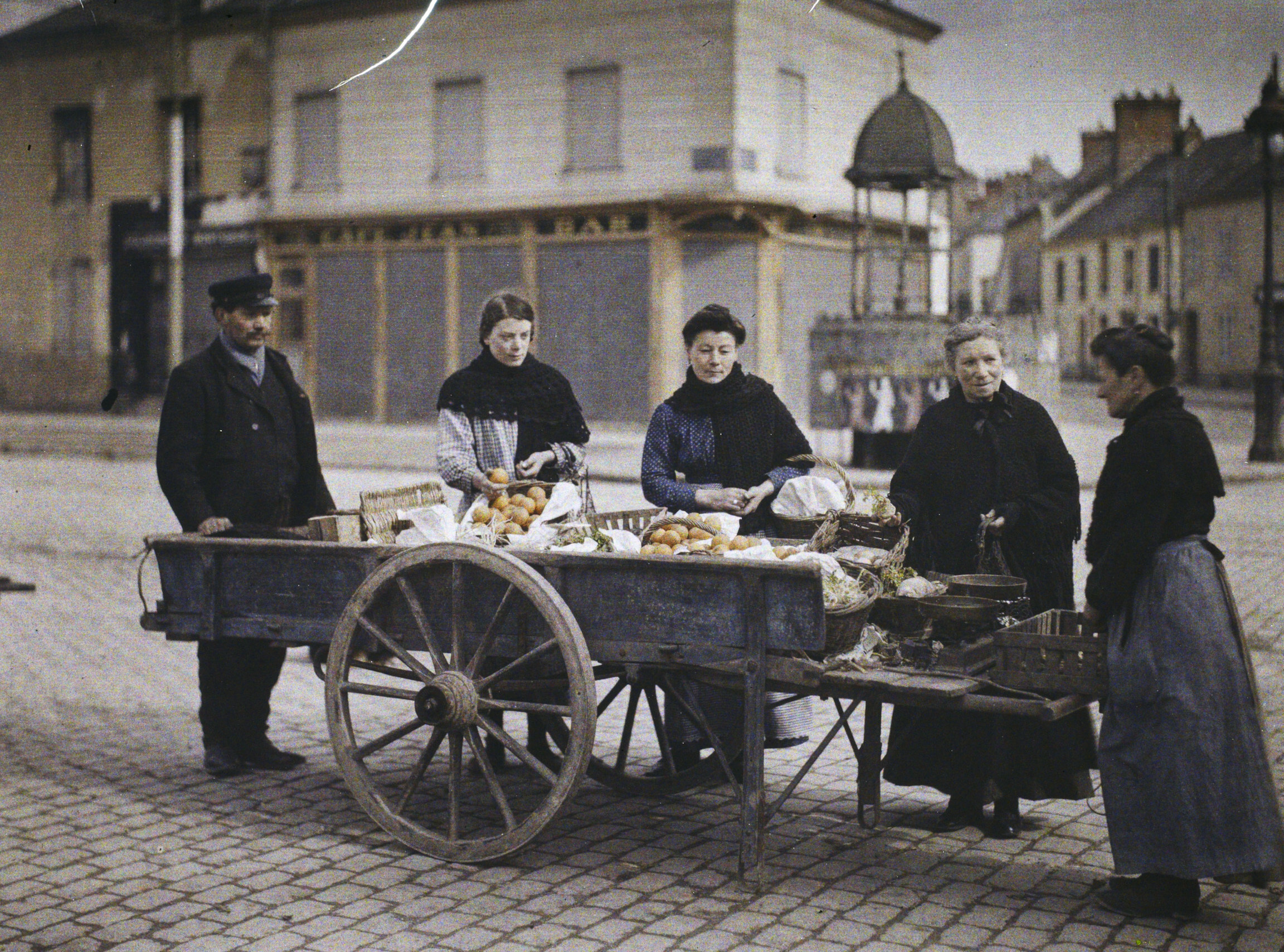 Реймс, Марна, Шампань, Франция, 1917 год, автор Фернан Кювилль (2) (автохром)