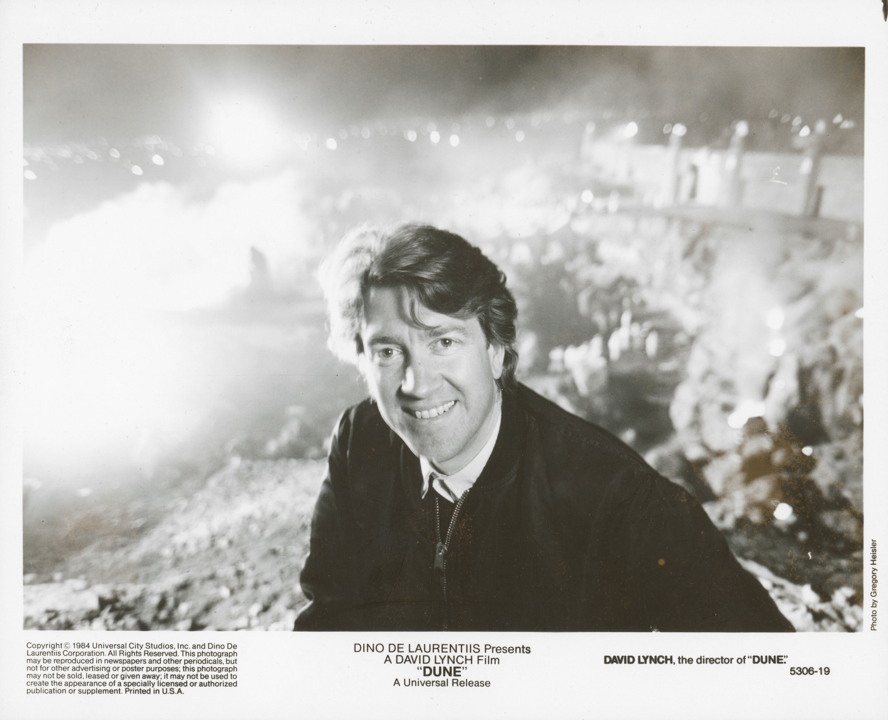 Дюна (Dune, 1984), режиссёр Дэвид Линч, американский постер к фильму, автор Грегори Хейслер, 1984 год