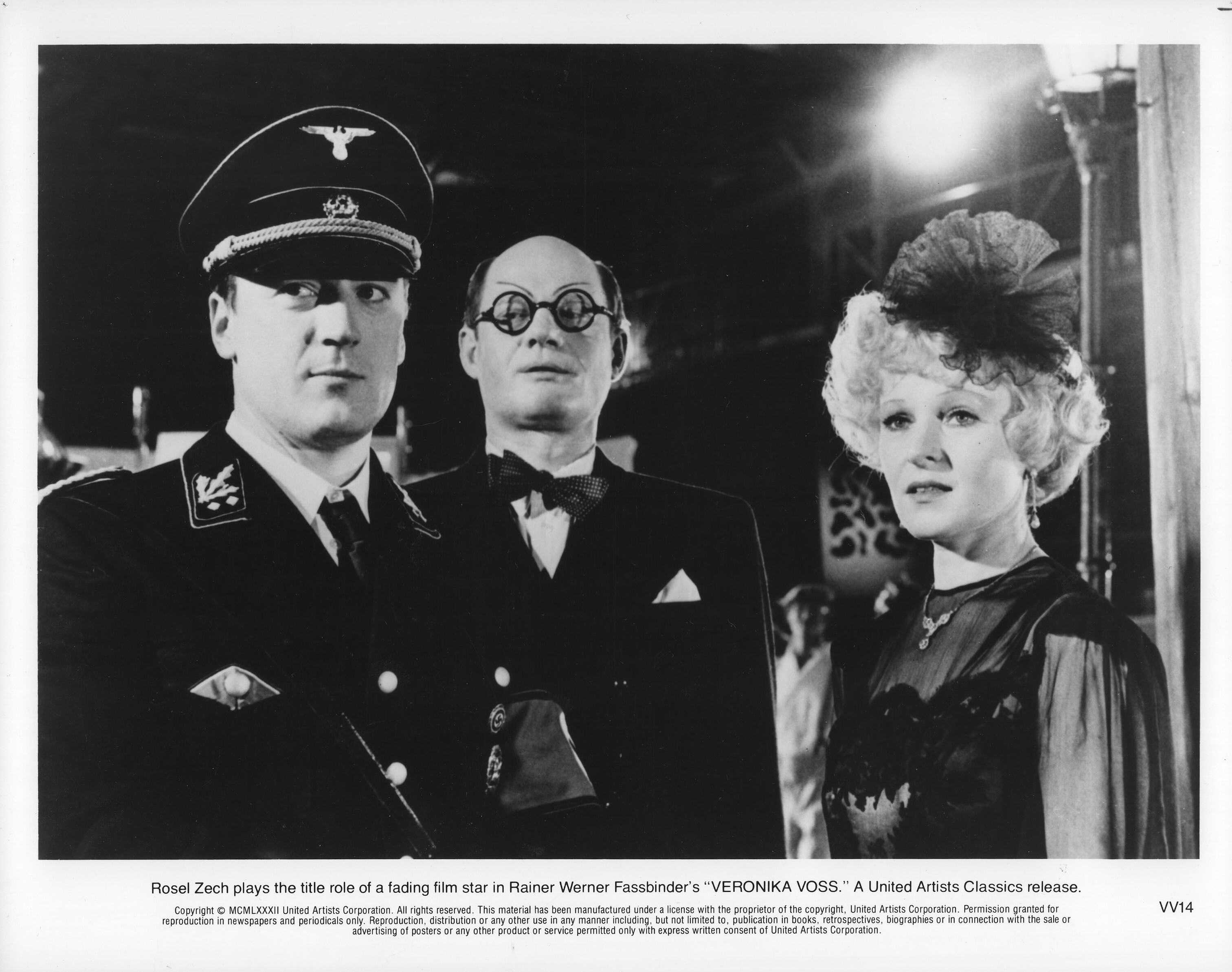 Тоска Вероники Фосс (Veronika Voss, 1982), режиссёр Райнер Вернер Фассбиндер, американский постер к фильму, 1982 год