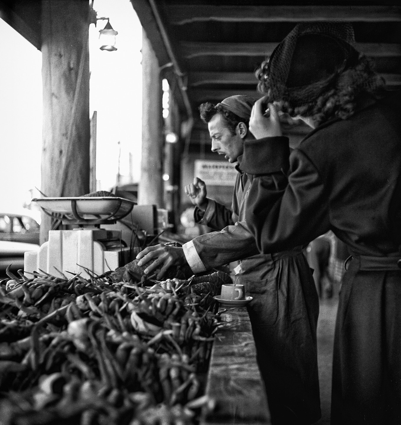 Крабовый рынок Фишерманс-Уорф, 1940–1950-е годы, фотограф Фред Лайон