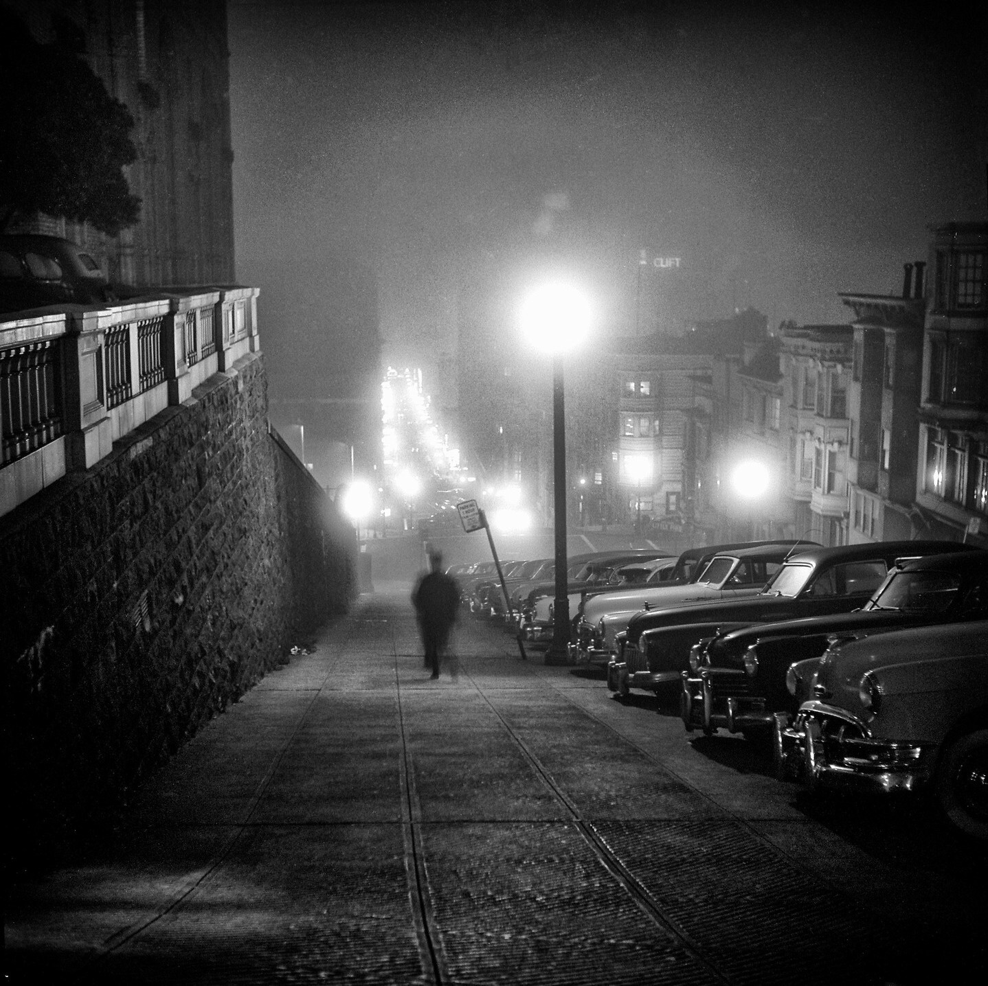 Ночная улица, Сан-Франциско, 1940–1950-е годы, фотограф Фред Лайон (14)