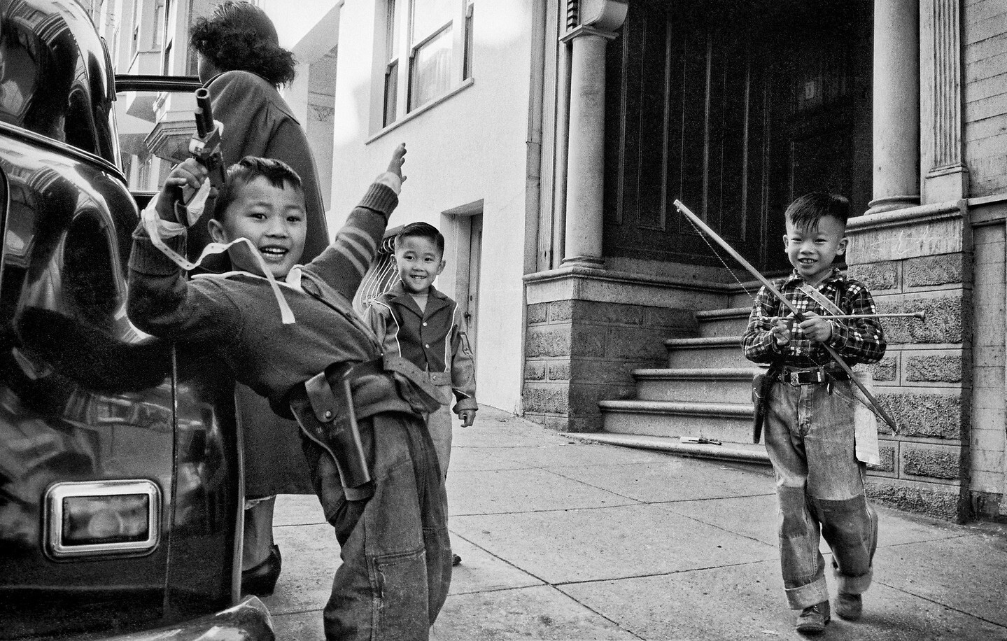 Дети на улице в Сан-Франциско, 1940–1950-е годы, фотограф Фред Лайон (16)